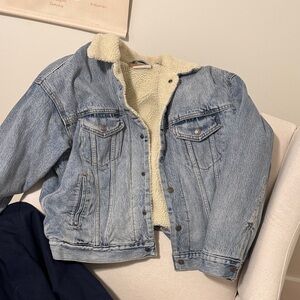 Levi women’s Denim Sherpa Lined Jacket
